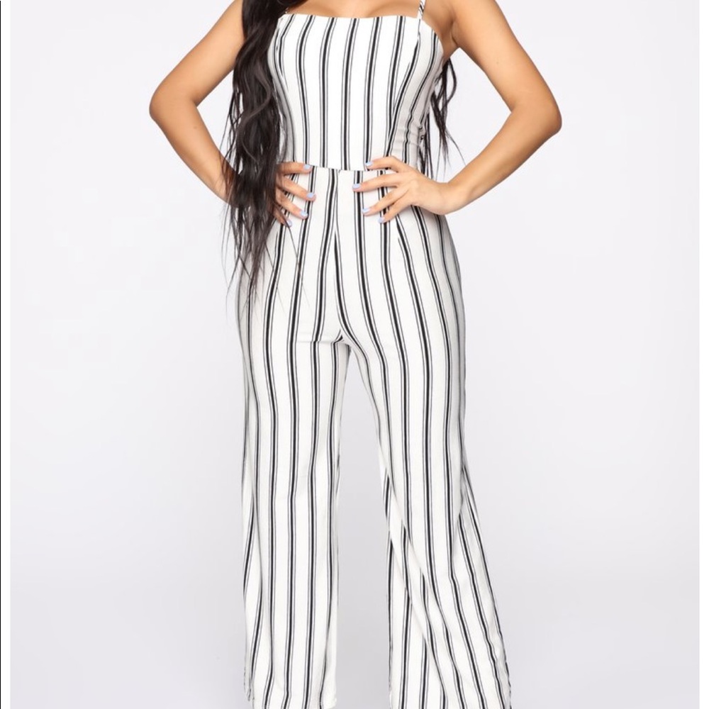 Fashion nova jumpsuit